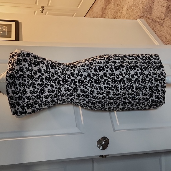 Karl Lagerfeld black and white dairy dress 2 - Picture 4 of 5